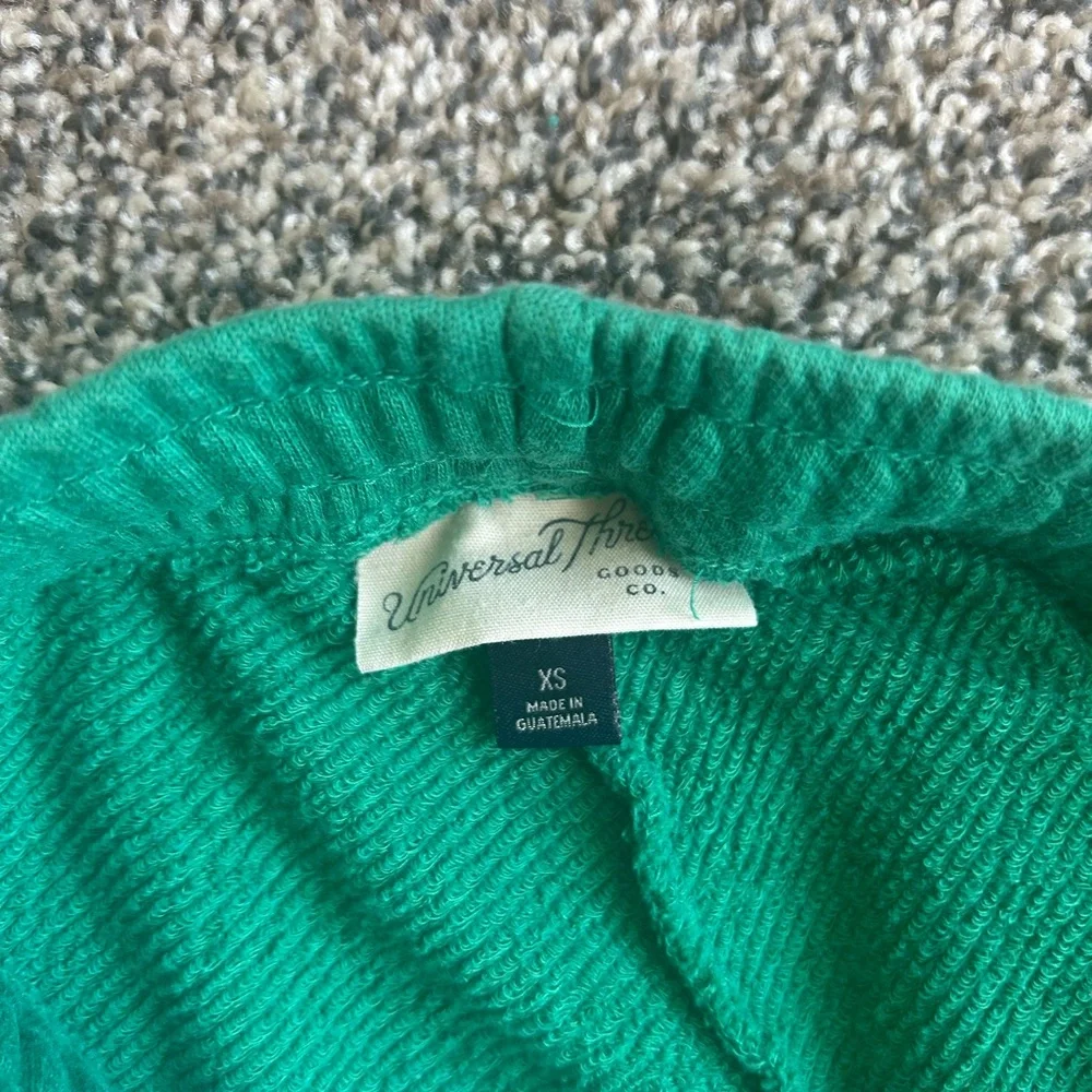 Universal Thread Matching Set - Picture 5 of 9